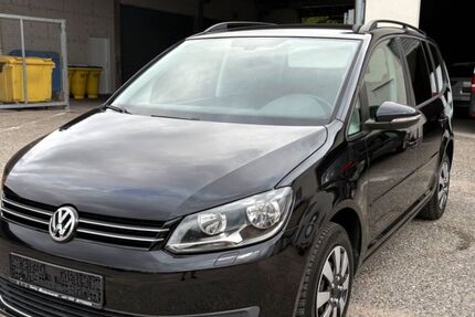 VW Touran 159.000 km 5.490 &euro; Ulm 89081