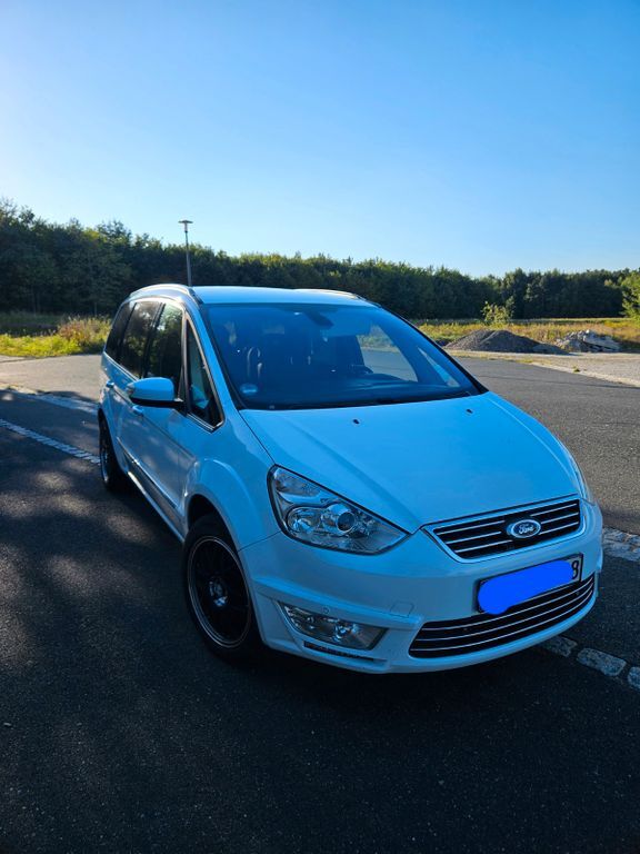 Ford Galaxy 135.000 km 11.000 € Roding 93426