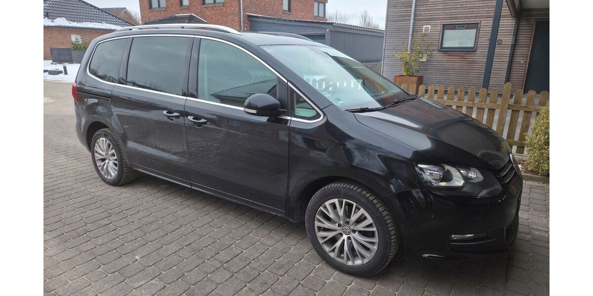 VW Sharan 148.000 km 22.400 &euro; Dätgen 24589