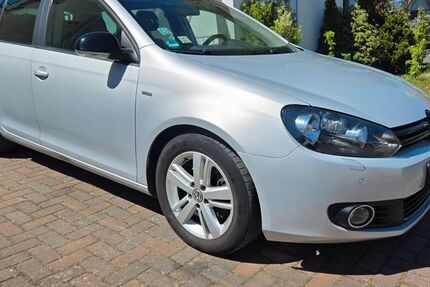 VW Golf 216.000 km 2.800 &euro; Schweinfurt 97422