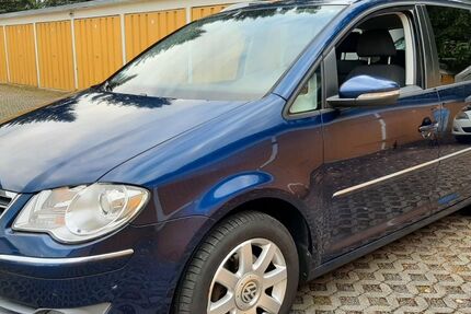 VW Touran 188.000 km 4.490 € Dresden 01259