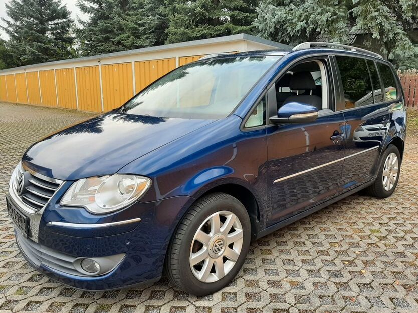 VW Touran 188.000 km 4.490 € Dresden 01259