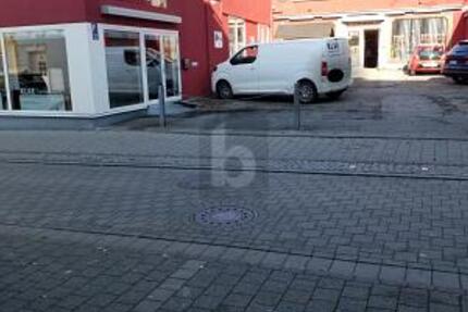 VIELSEITIGES INVESTMENT IN ZENTRALER TOP-LAGE!