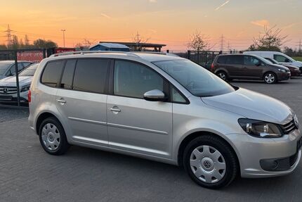 VW Touran 139.000 km 8.750 &euro; Wesseling (bei Köln) 50389