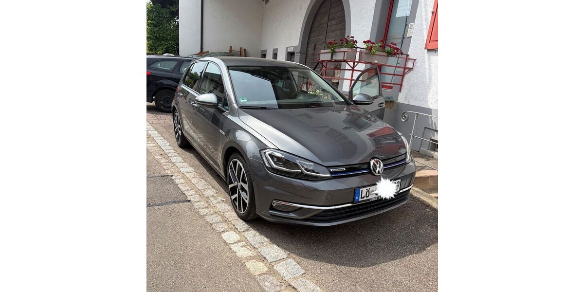 VW Golf 105.000 km 17.500 &euro; Lörrach 79539