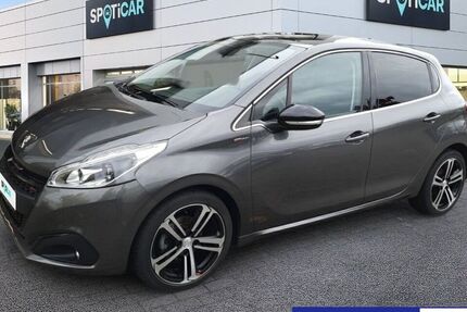 Peugeot 208 73.950 km 11.790 € Berlin 12681