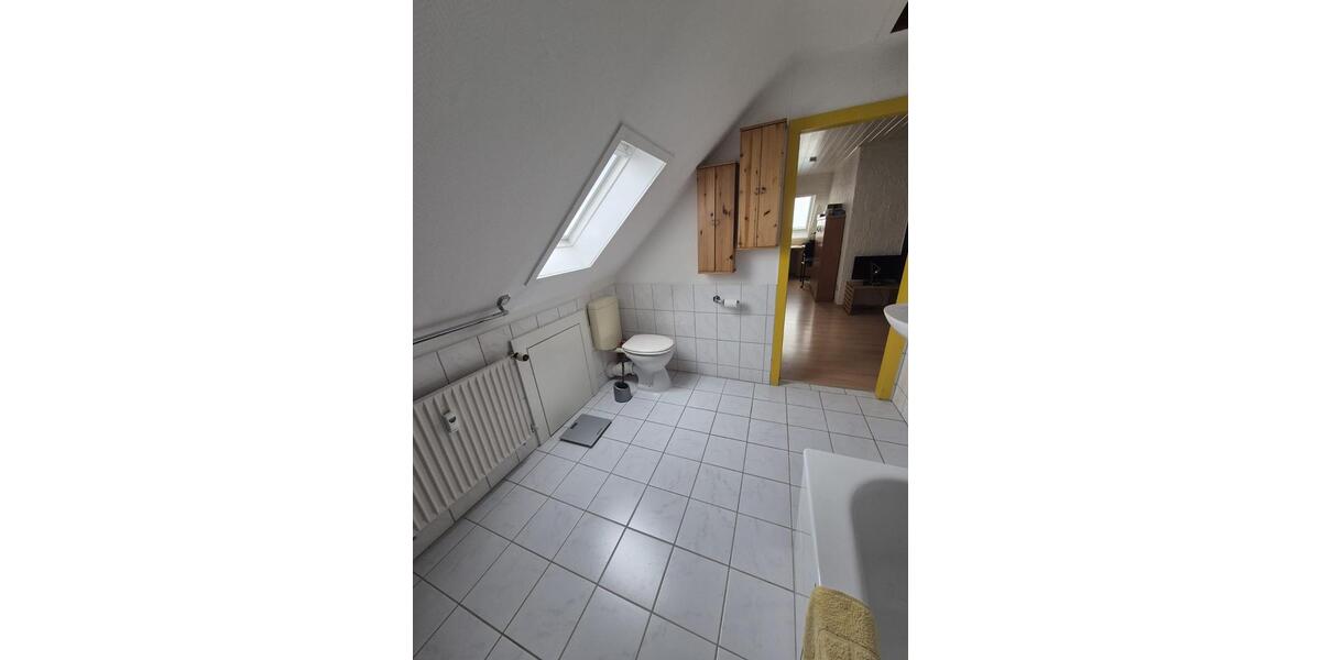 Dachgeschoßwohnung Iserlohn - 1 Zimmer, 40 m&sup2;, 250&euro; | Angebot:25022964