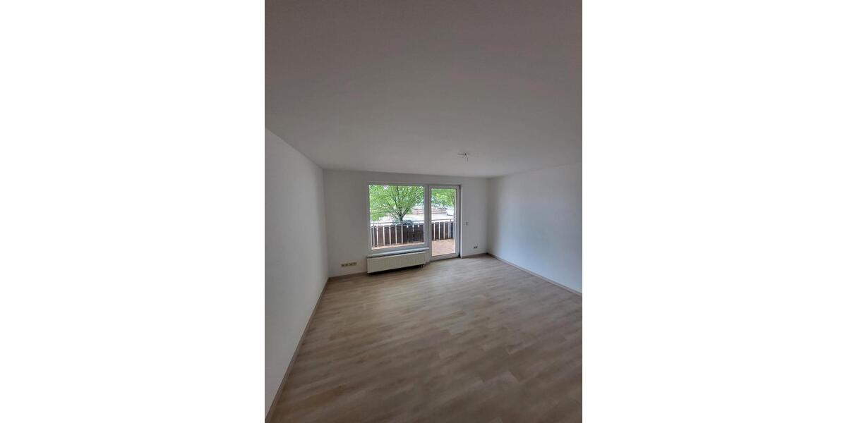 Erdgeschoßwohnung Dessau-Roßlau Dessau - 3 Zimmer, 65 m&sup2;, 490&euro; | Angebot:23356082