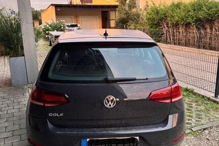 VW Golf 89.750 km 10.500 &euro; Stuttgart 70182