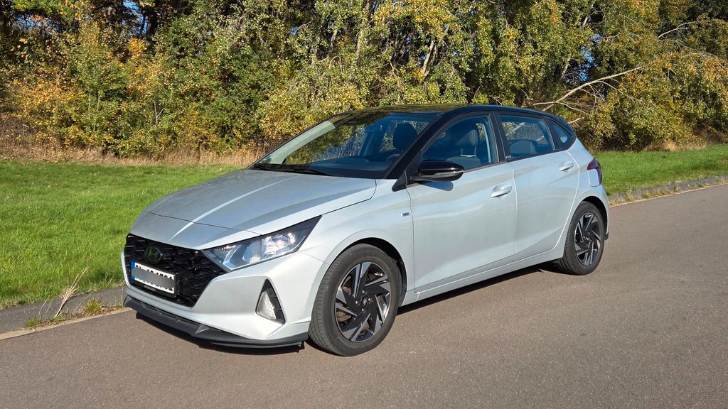 Hyundai i20 45.000 km 13.950 &euro; Siegen 57074