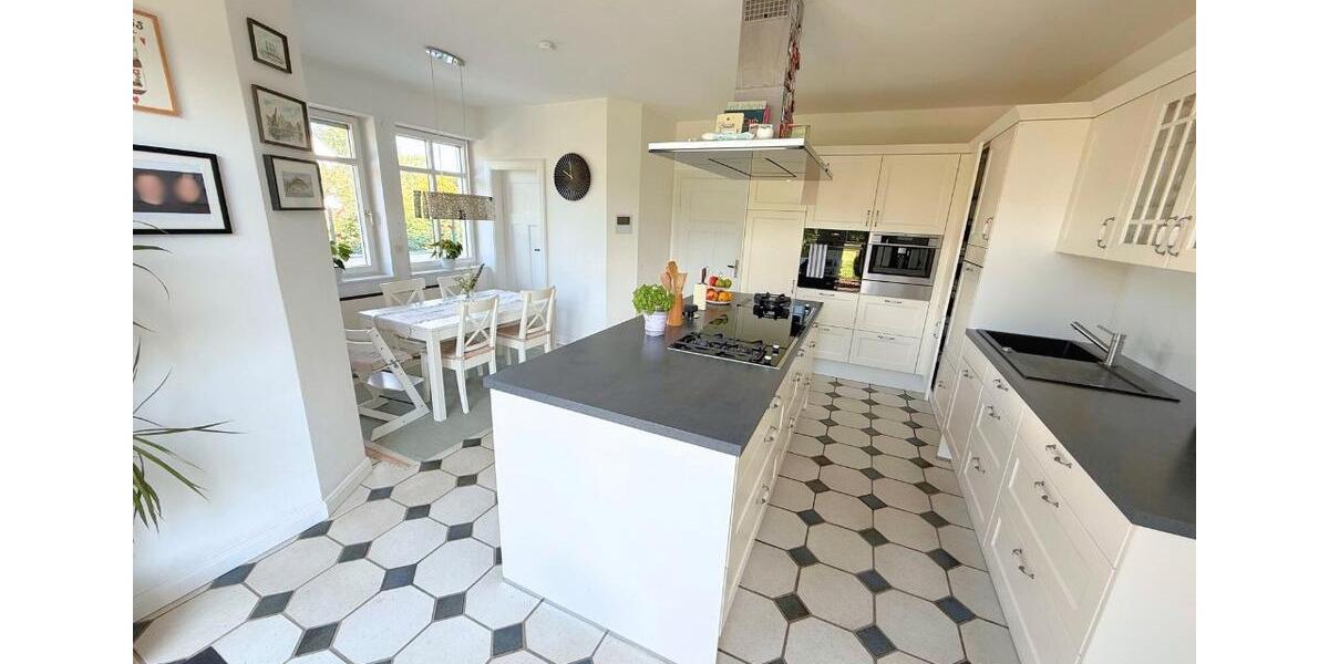 Villa Bienenbüttel - 7 Zimmer, 400 m&sup2;, 789.000&euro; | Angebot:27121370