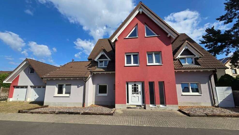 Haus zum Kaufen in Wörth-Maximiliansau 895.000 € 258 m²