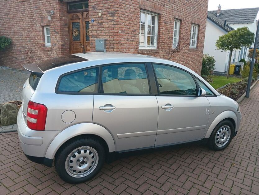 Audi A2 295.000 km 2.950 € Essen 45279