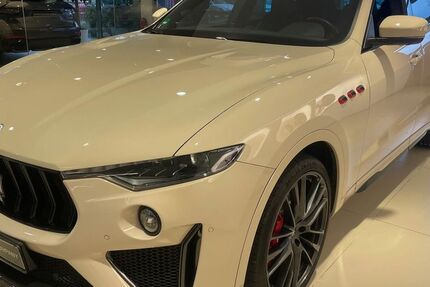 Maserati Levante 59.900 km 82.950 &euro; Schwerte 58239