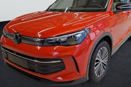 VW Tiguan 27.117 km 36.740 € Höchstadt an der Aisch 91315