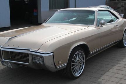 Buick Riviera 71.400 km 24.600 € Rerik 18230