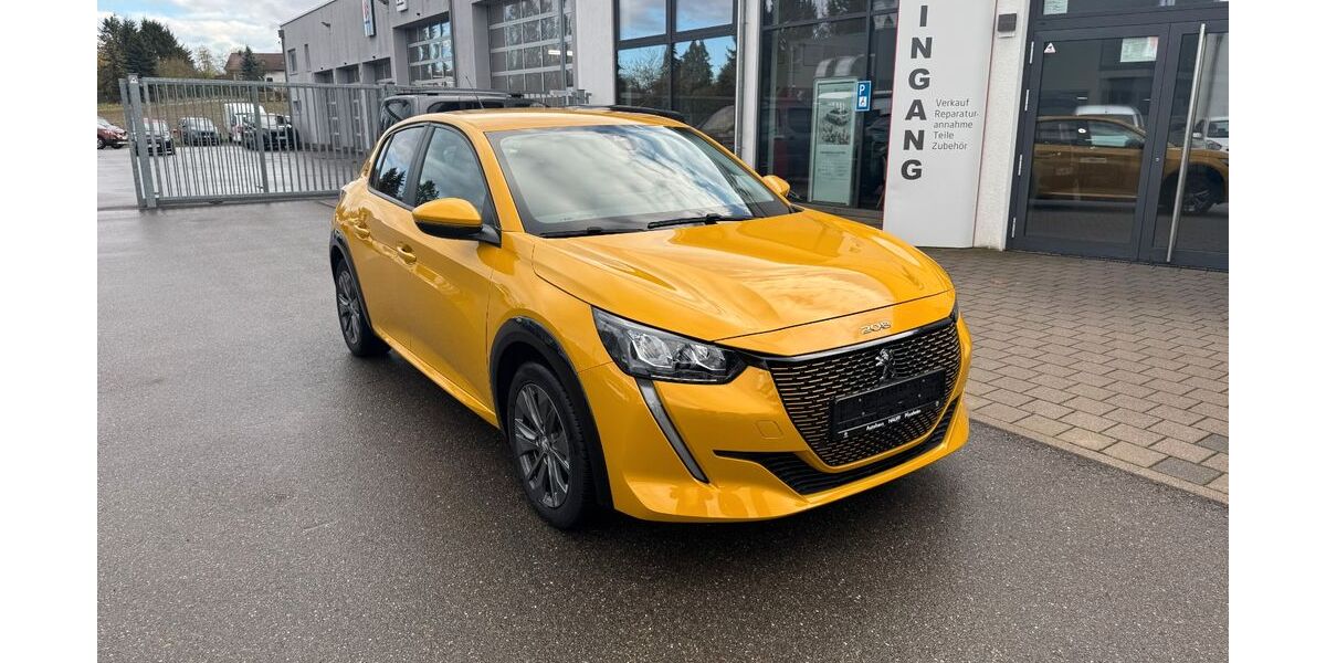 Peugeot 208 30.400 km 12.800 &euro; Pforzheim 75177