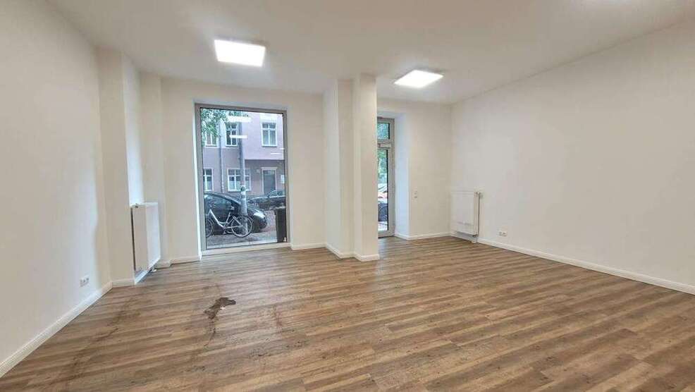 Einzelhandel in Berlin 1.858 € 74.32 m²