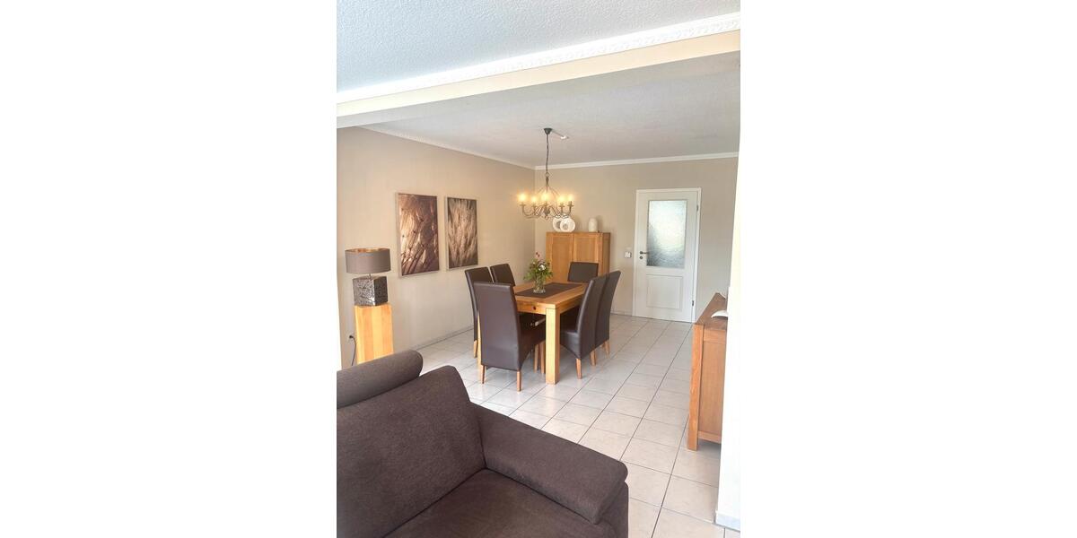 Reihenhaus Haren (Ems) - 8 Zimmer, 225 m&sup2;, 420.000&euro; | Angebot:26689252
