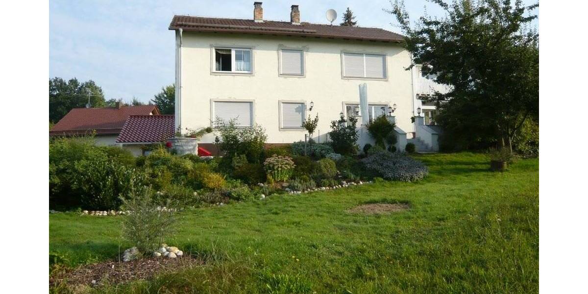 Gemeinde NeuburgInn: Großzügiges Einfamilienhaus mit Möglichkeit zur Aufteilung in zwei separate Wohnungen 8 zimmer