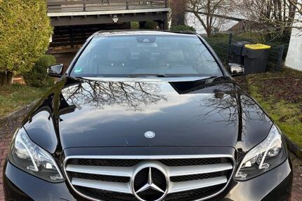 Mercedes-Benz E 220 260.000 km 15.100 &euro; Balve 58802