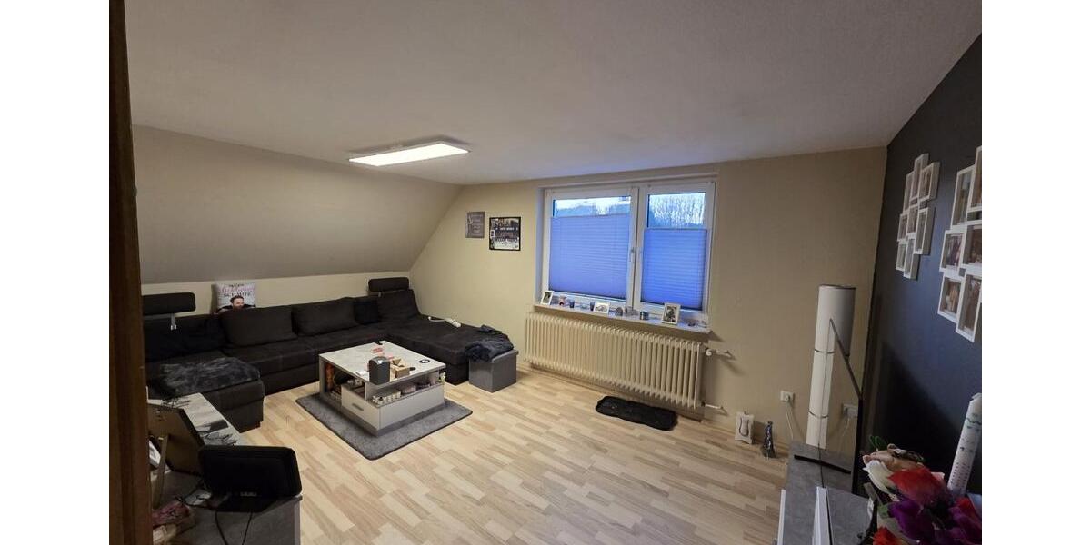 Dachgeschoßwohnung Brilon - 3 Zimmer, 73 m&sup2;, 380&euro; | Angebot:25394252