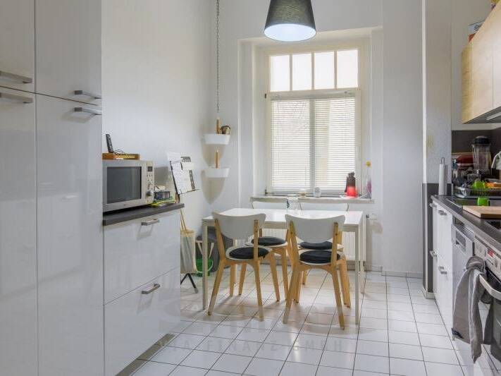 Etagenwohnung Zwickau Innenstadt - 4 Zimmer, 90 m&sup2;, 79.000&euro; | Angebot:26246893