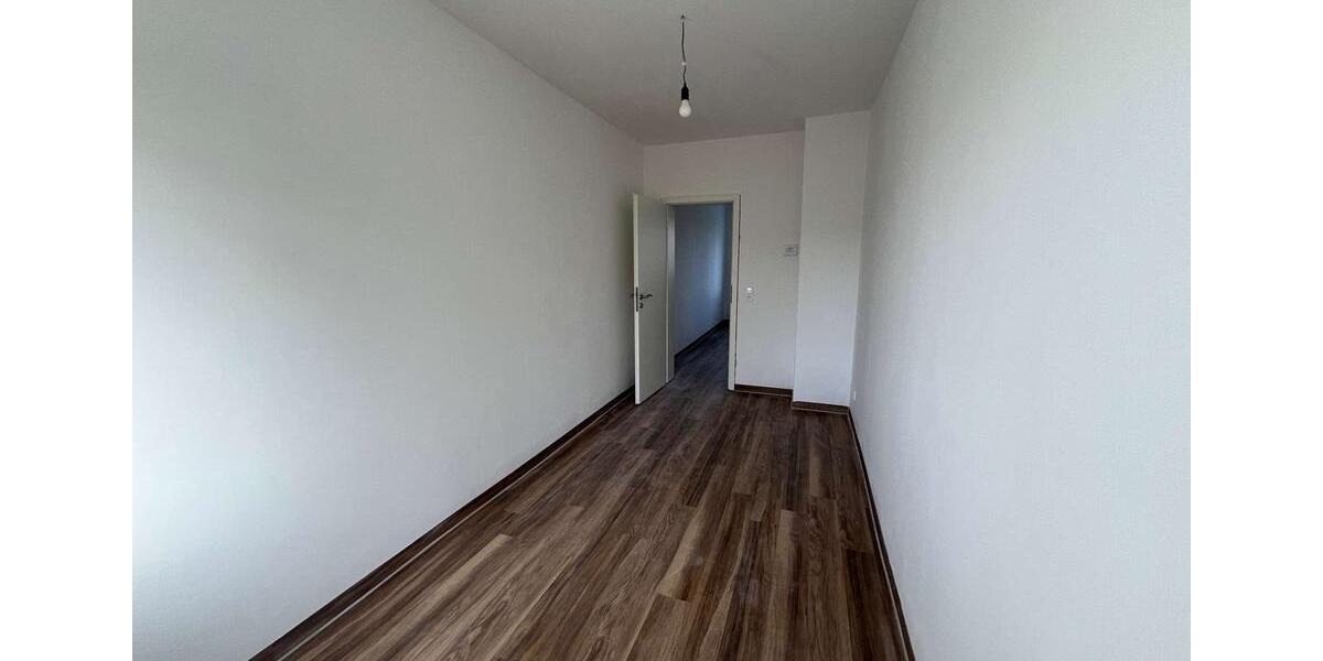 Etagenwohnung Frohburg - 4.5 Zimmer, 81 m&sup2;, 729&euro; | Angebot:24426452