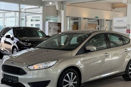 Ford Focus 82.000 km 7.499 &euro; Inden 52459