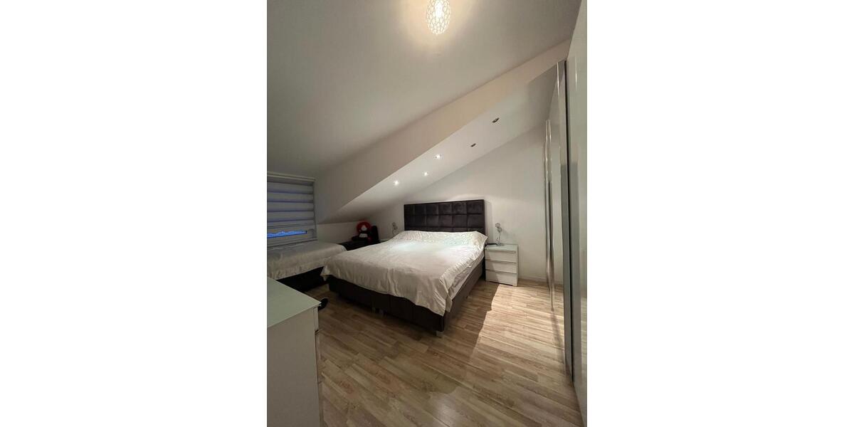 Reihenhaus Garbsen - 6 Zimmer, 180 m&sup2;, 440.000&euro; | Angebot:26979465
