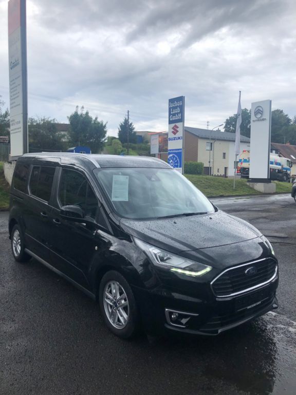 Grand Tourneo