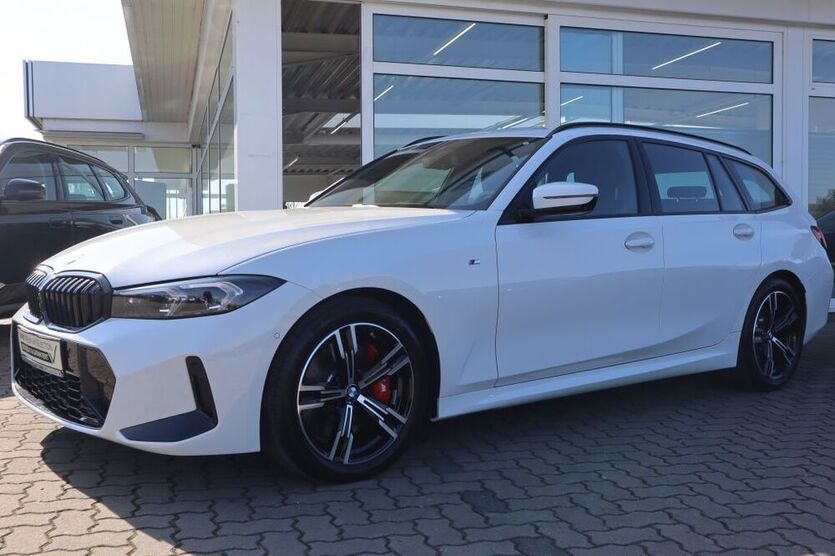 320