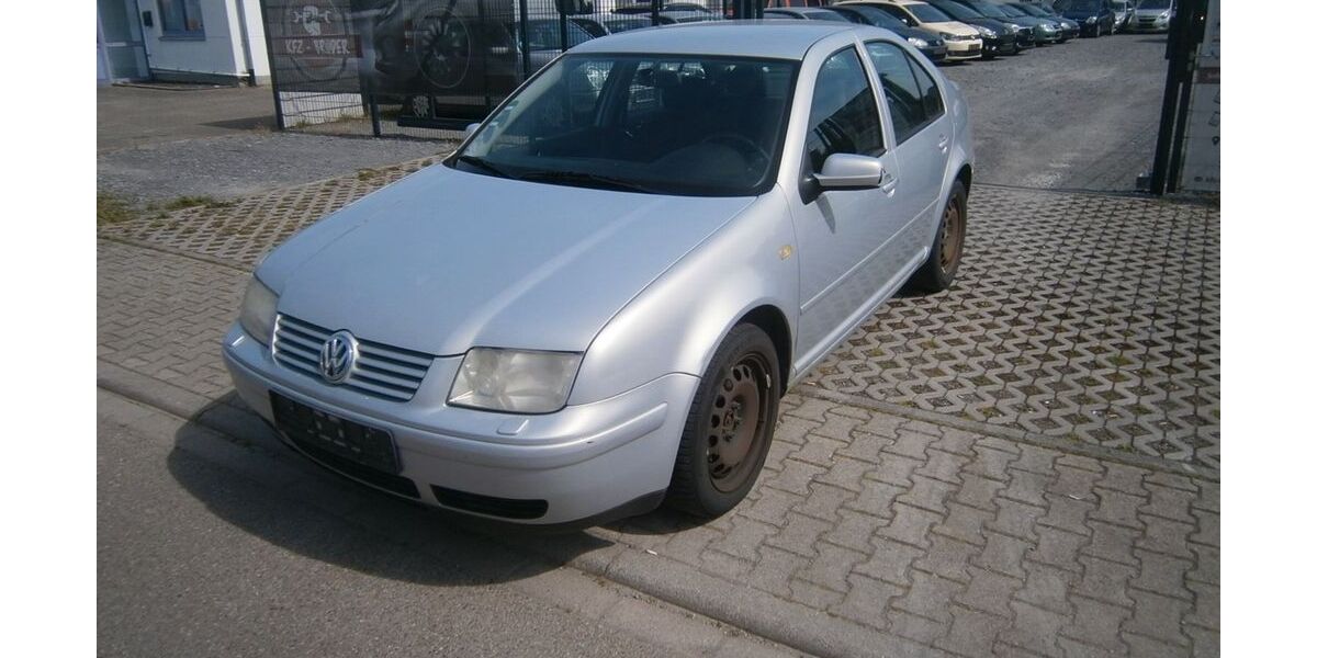 VW Bora 206.000 km 990 &euro; Eppingen 75031