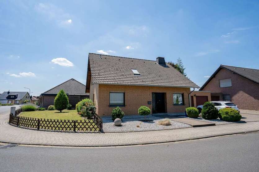 Haus zum Kaufen in Inden 379.000 € 133 m²
