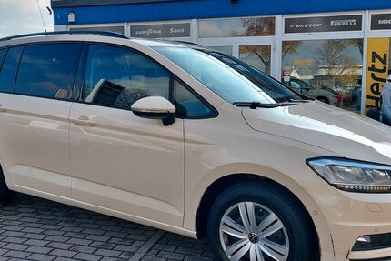 VW Touran 107.000 km 22.499 &euro; Leipzig 04328