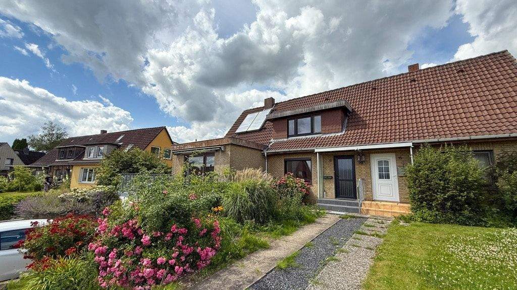 Doppelhaushälfte Sörup - 3 Zimmer, 102 m&sup2;, 179.000&euro; | Angebot:25262553