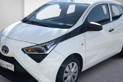 Toyota Aygo (X) 25.750 km 9.949 &euro; Wunsiedel 95632