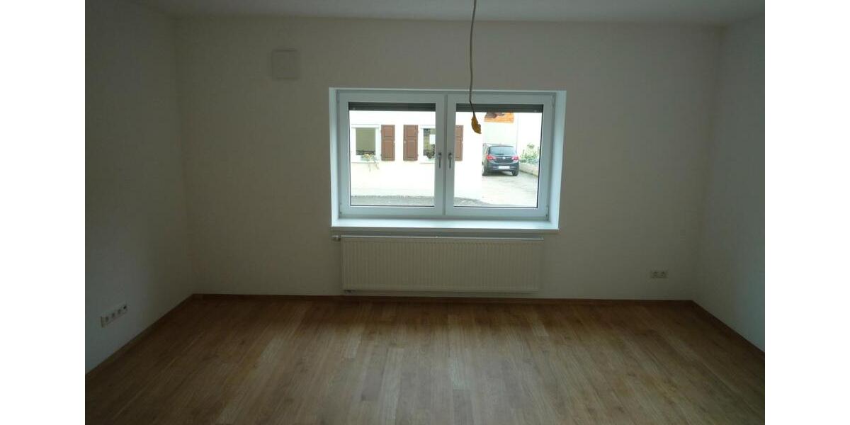 Etagenwohnung Eggolsheim - 3 Zimmer, 80 m&sup2;, 800&euro; | Angebot:26416859