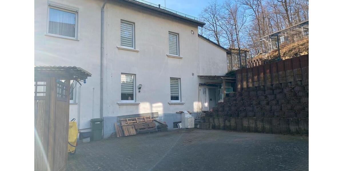 Einfamilienhaus Lüdenscheid Augustenthal - 7 Zimmer, 235 m&sup2;, 345.000&euro; | Angebot:26348547