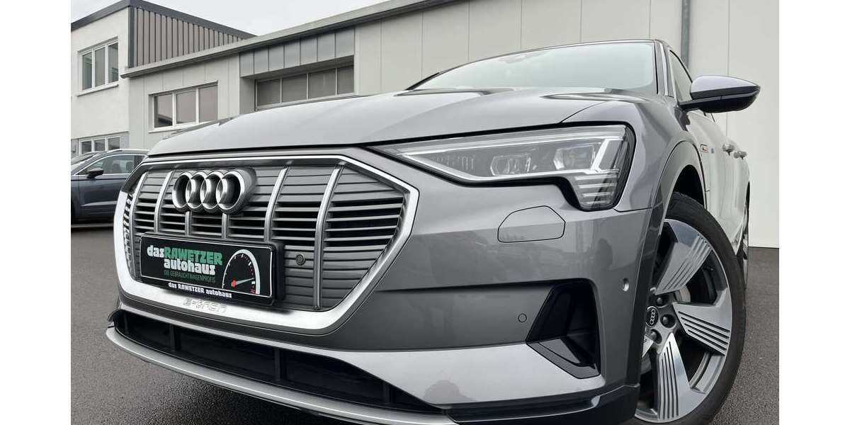 Audi e-tron 24.490 km 31.860 &euro; Marktredwitz 95615