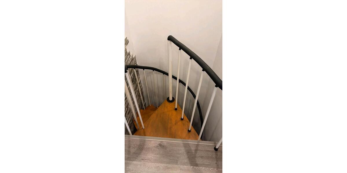 Doppelhaushälfte Pforzheim Nordstadt - 7 Zimmer, 130 m&sup2;, 500.000&euro; | Angebot:27232222