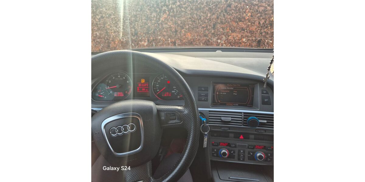 Audi A6 291.000 km 2.950 &euro; Lübeck 23569