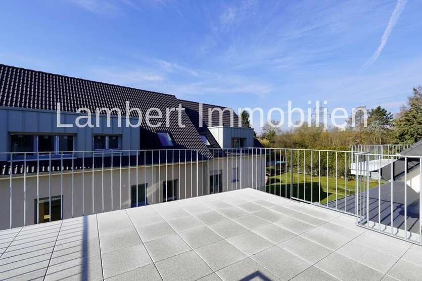 Wohnung zum Kaufen in Wiesbaden Biebrich 999.900 € 138.9 m²