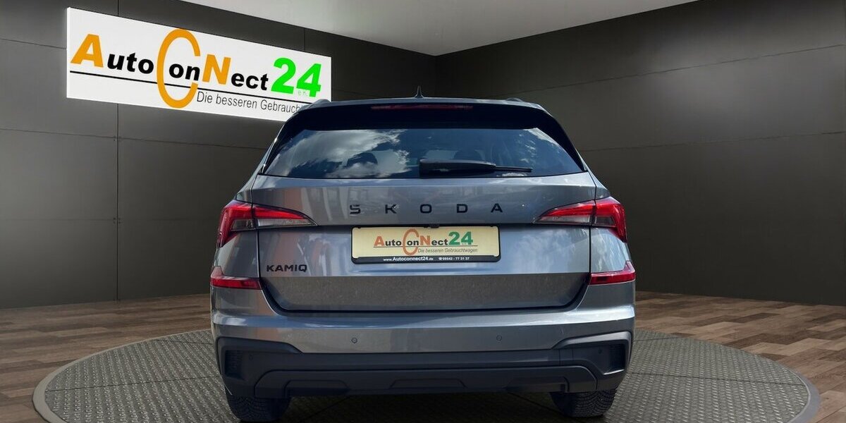 Skoda Kamiq 1.0 TSi Selection Black *Sitzhzg/Kamera/LED/ 11.934 km 21.490 &euro; Bamberg 96052