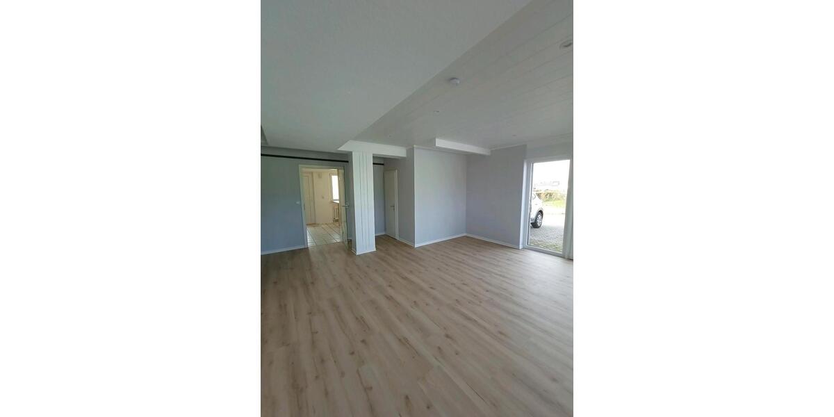 Erdgeschoßwohnung Bonn Auerberg - 3 Zimmer, 110 m&sup2;, 1.200&euro; | Angebot:25895248