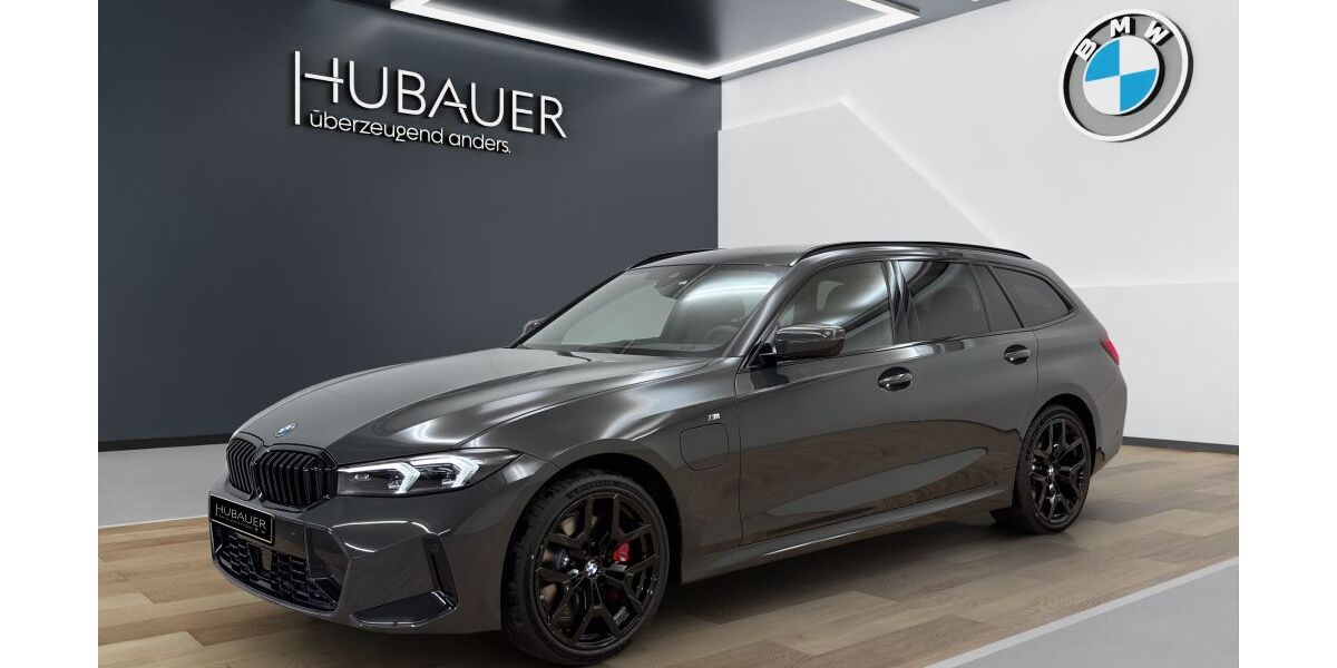 BMW 330 4.000 km 61.790 &euro; Landshut 84030