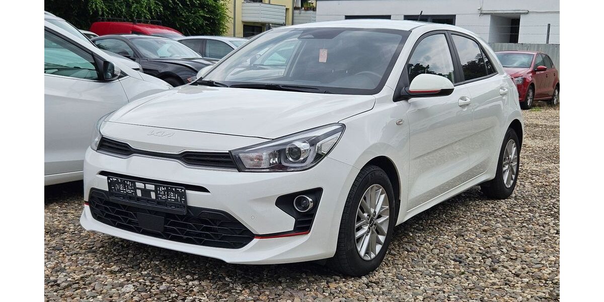 Kia Rio 27.882 km 13.500 &euro; Bonn 53179