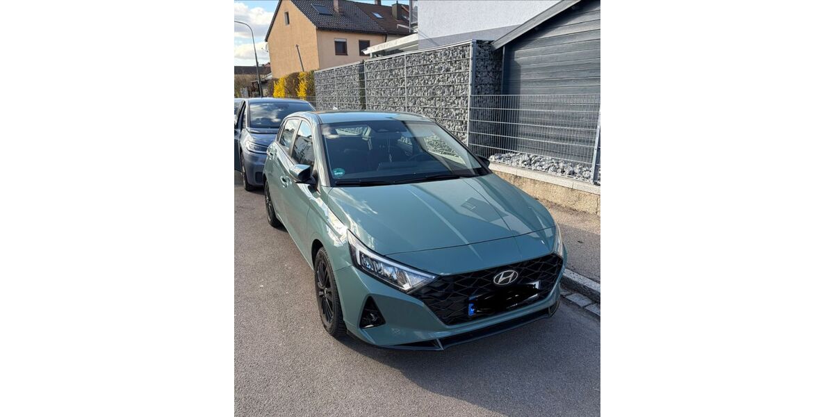 Hyundai i20 14.180 km 17.600 &euro; Nürnberg 90455