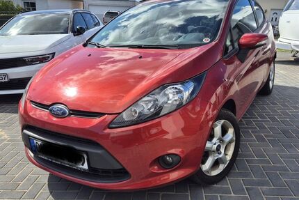 Ford Fiesta 70.100 km 4.000 &euro; Zielitz OT Schricke 39326