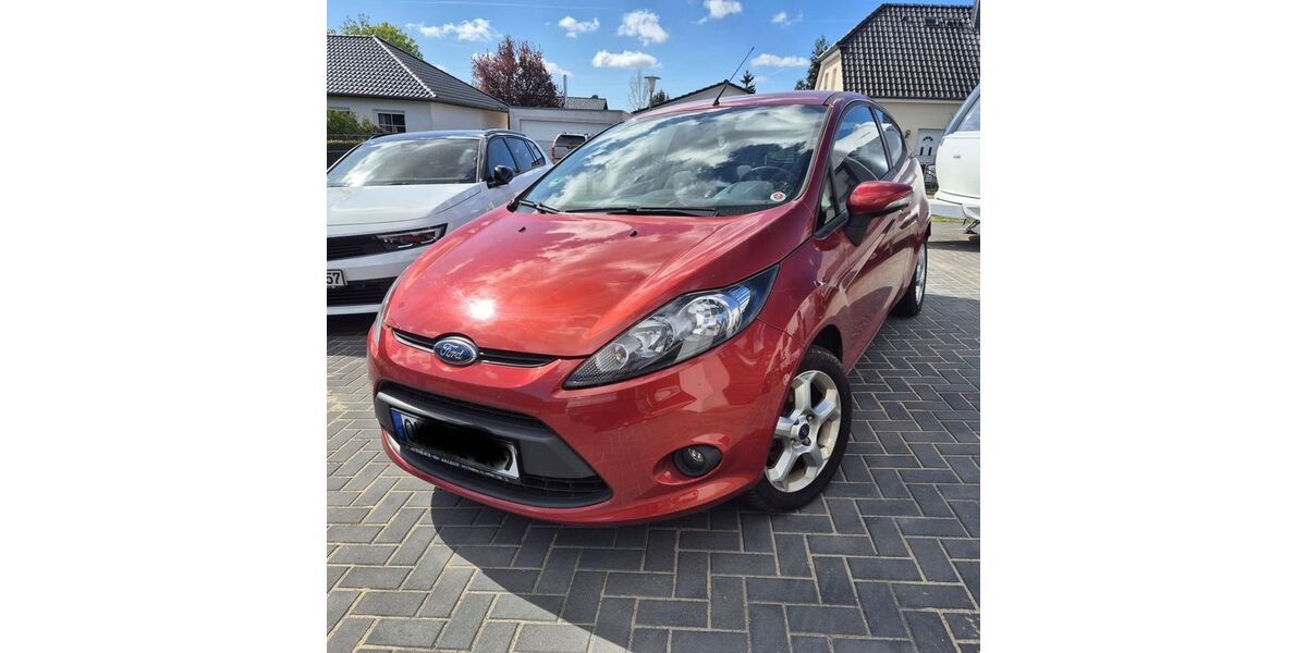 Ford Fiesta 70.100 km 4.000 &euro; Zielitz OT Schricke 39326